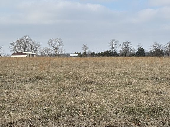 2nd image of 7556 Cairo Bend Rd