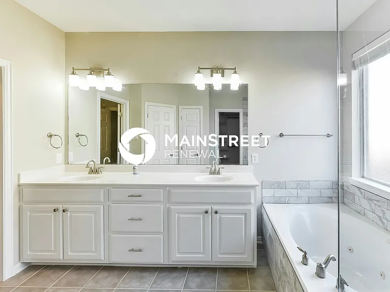 Main Bathroom