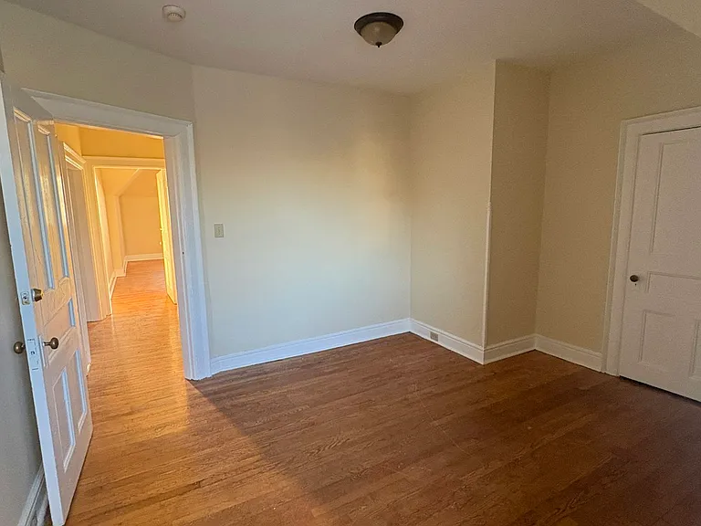 509 Monroe Ave #3 — Photo 10