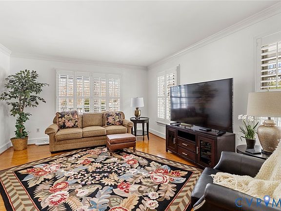 4th image of 1906 Hickoryridge Rd