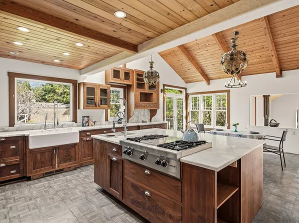 27851 Ten Mile Road, Point Arena, CA 95468