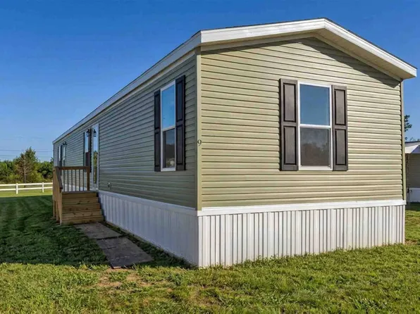 4250 State Highway 307 #9, Geneva, OH 44041