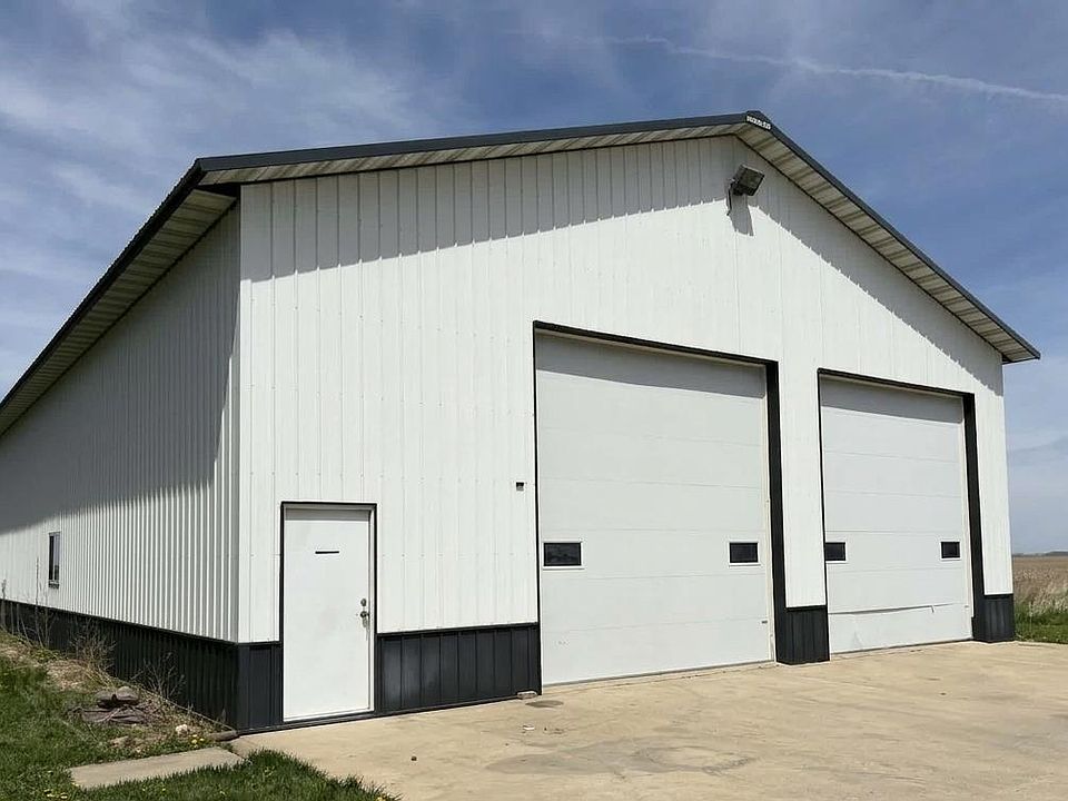 2nd image of 2340 420th St