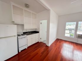 Normandie Hollywood, LLC