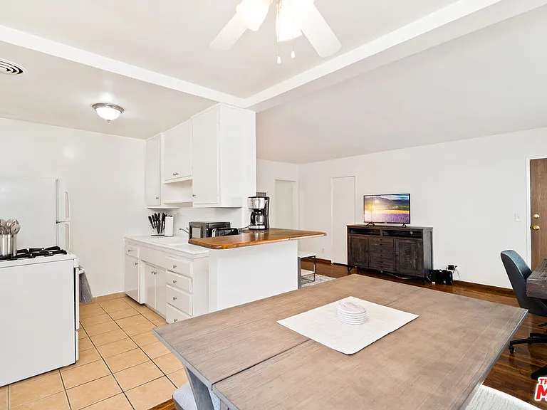 932 Wilcox Ave #4 — Photo 10