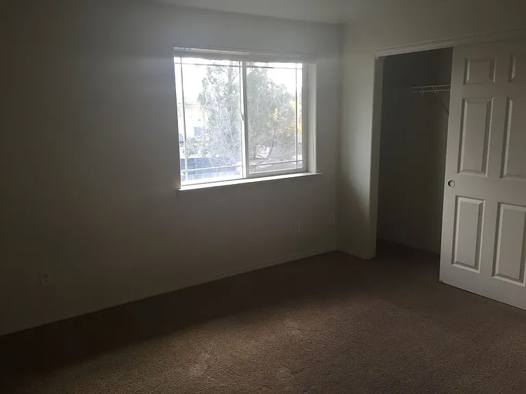 1710 SW Juniper Ave — Photo 6