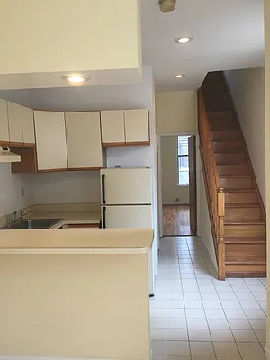 Rented by Keller Williams NYC | media 25