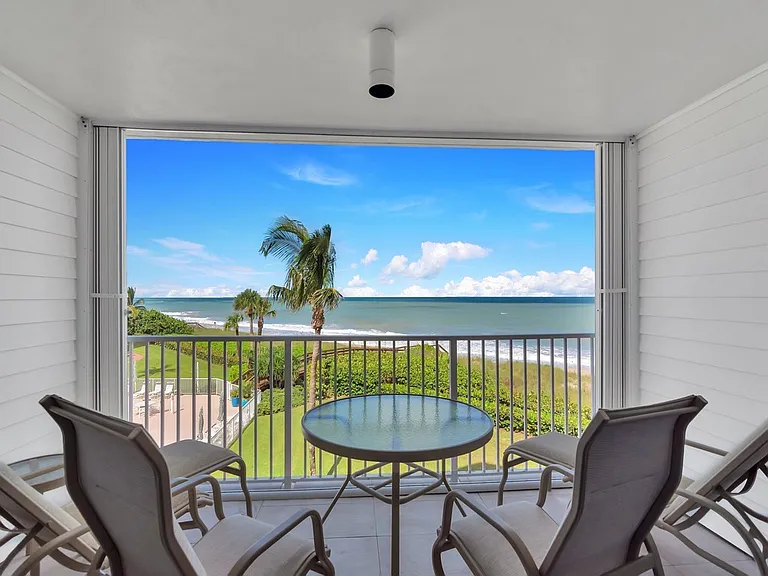 2700 Ocean Dr #307 — Photo 2