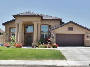 5109 Au Chocolat Dr, Bakersfield, CA 93311