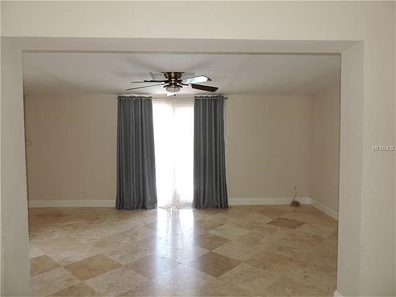 3rd image of 1432 Morrow Dr