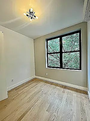 1st image of 343 Vernon Ave #3