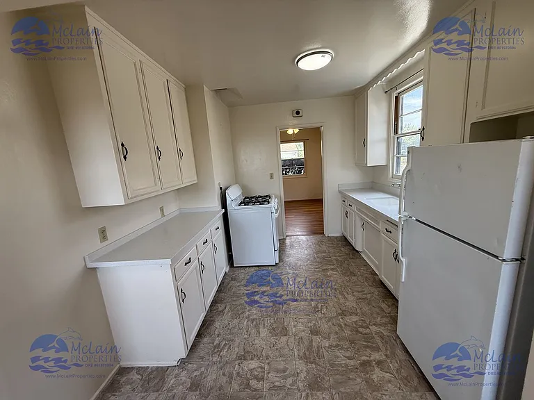 4236 Corinth St — Photo 7