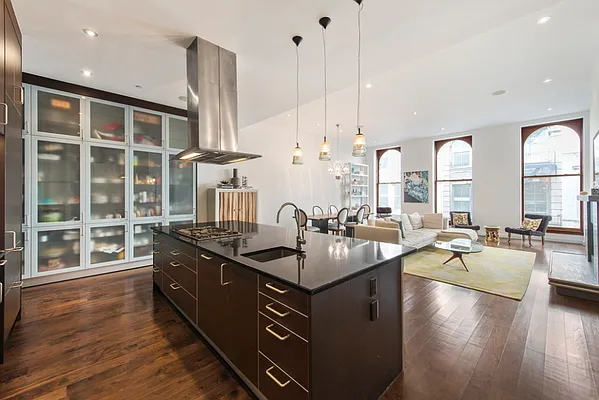 Sold by Compass | media 2