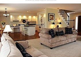 2nd image of 204 Southern Pines Trl