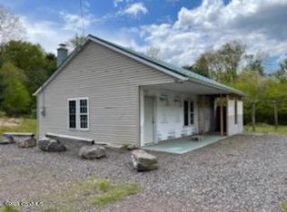 Saddle Rock Rd, Benton, PA 17814