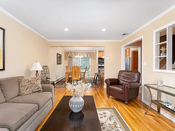 5th image of 13 Longford Street