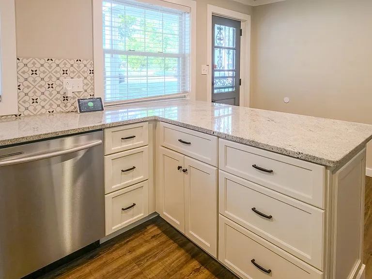 431 East Dr — Photo 14