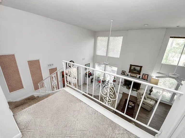 17 Winged Foot Dr — Photo 11