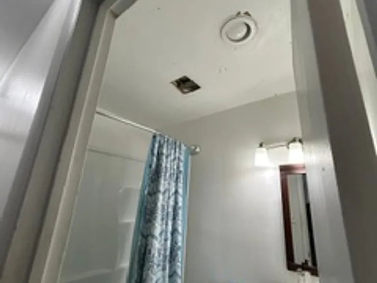 10125 Campus Way S — Photo 16