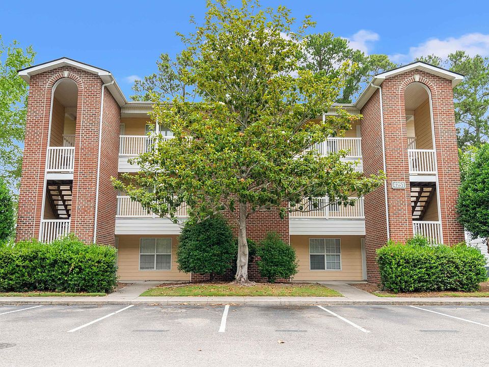 1st image of 4251 Villas Dr. #305