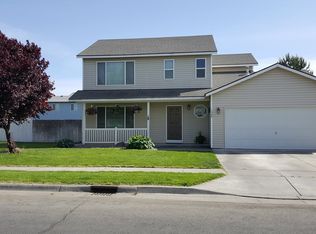 1340 NE Gladys Dr, Hermiston, OR 97838