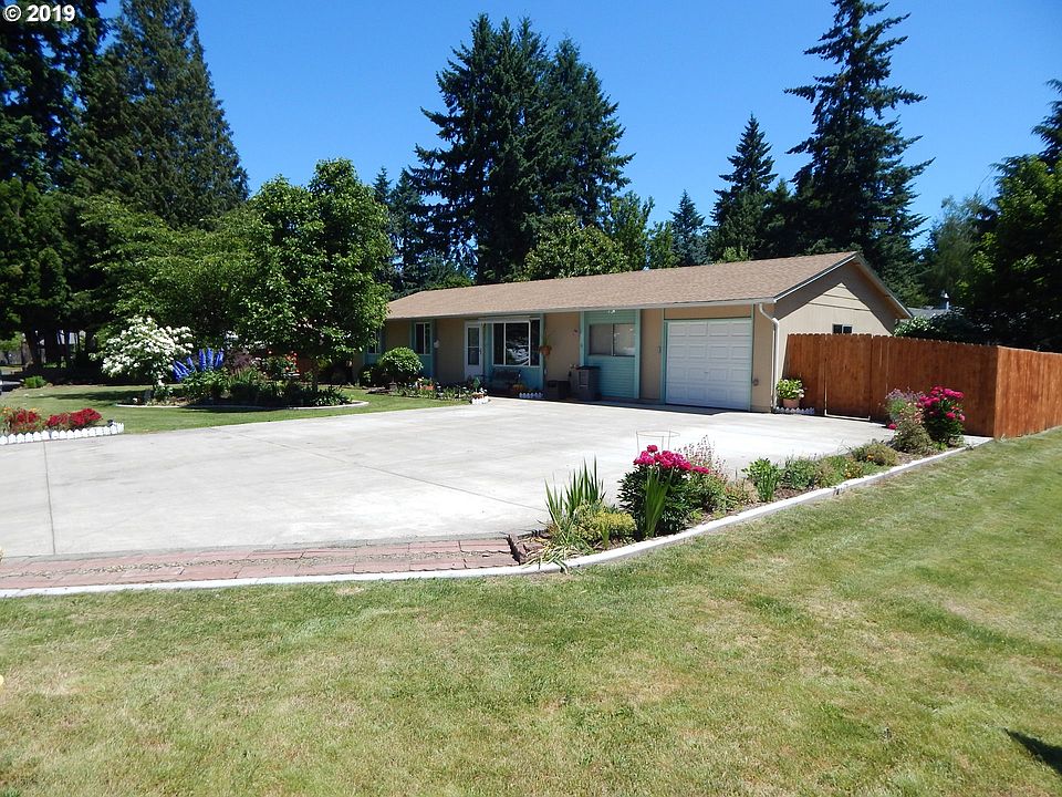 1st image of 513 NE 123rd Ave