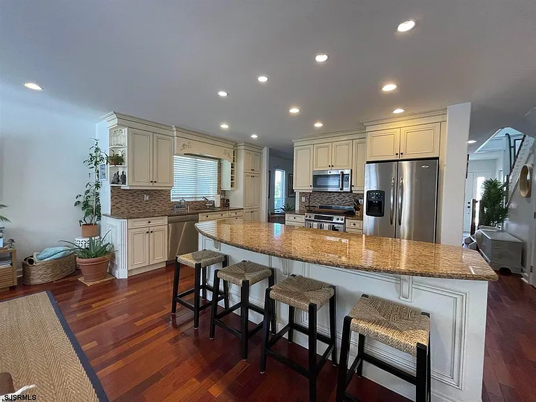 12 Seaside Ct — Photo 10