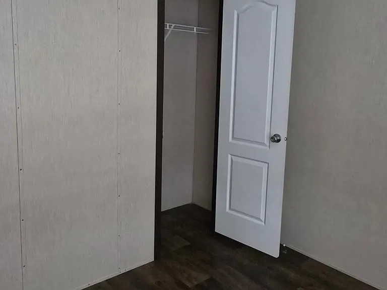 166 Wesley Way — Photo 5
