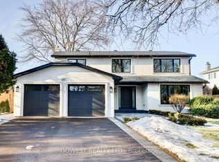 981 Valdese Dr, Mississauga, ON L5C 2Z5