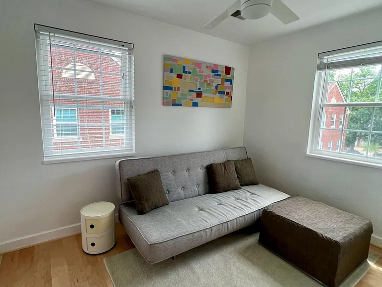 2111 N Scott St #62 — Photo 16