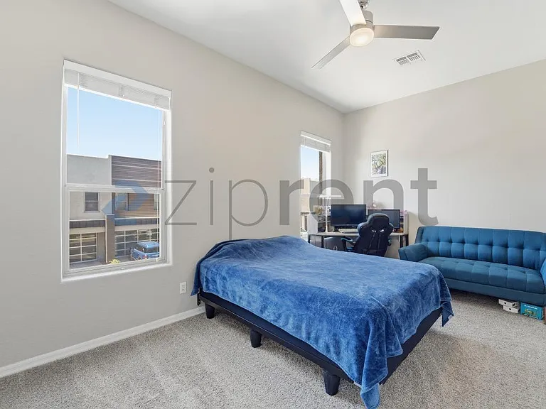 2315 E Pinchot Ave #128 — Photo 26