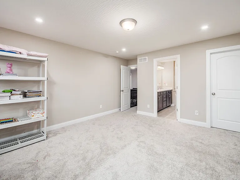 3793 Pyke Dr — Photo 28