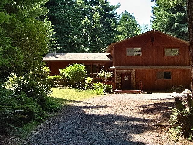 1st image of 200 Gahart Ln