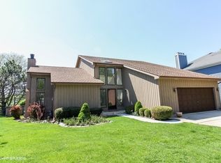 2080 N Walnut Ave, Arlington Heights, IL 60004