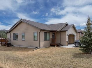 416 Agate Ln, Custer, SD 57730