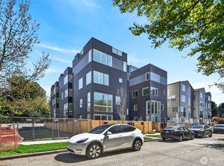 6318 41st Ave SW #A, Seattle, WA 98136