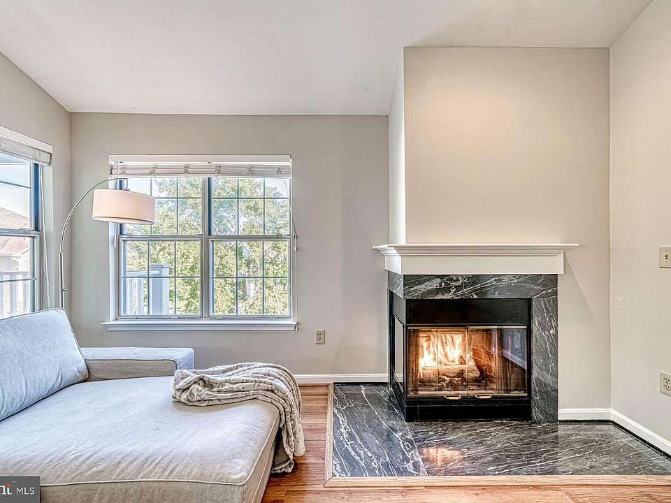 1st image of 5608 Willoughby Newton Dr #4-33