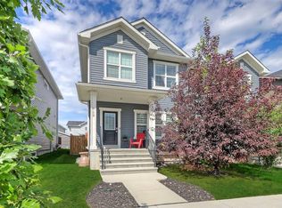 149 E Evanston Hl NW, Calgary, AB T3P 1J7