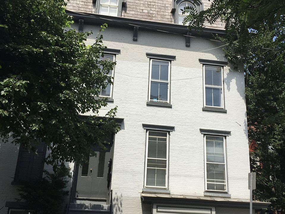 1st image of 53 Philip St APT 1