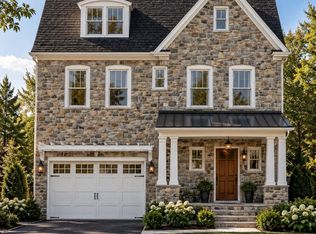10 Strafford Walk, Wayne, PA 19087