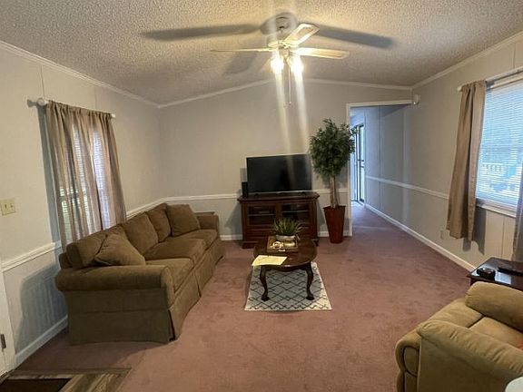 4th image of 225 Hardy Rd