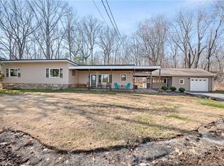 24 Hanover Versailles Rd, Baltic, CT 06330