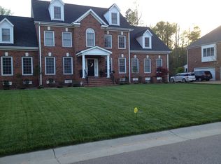 11718 Shallow Cove Dr, Chester, VA 23836