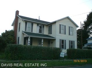 17 N Hampton St, Lock Haven, PA 17745