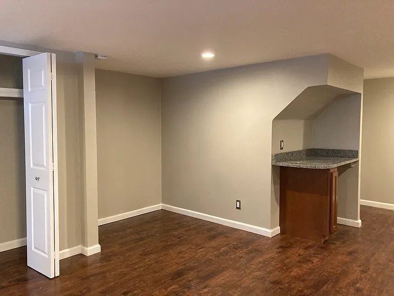 156 Trealout Dr #5 — Photo 3