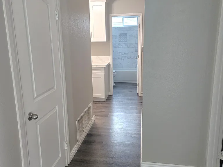 1454 Emerald St — Photo 19