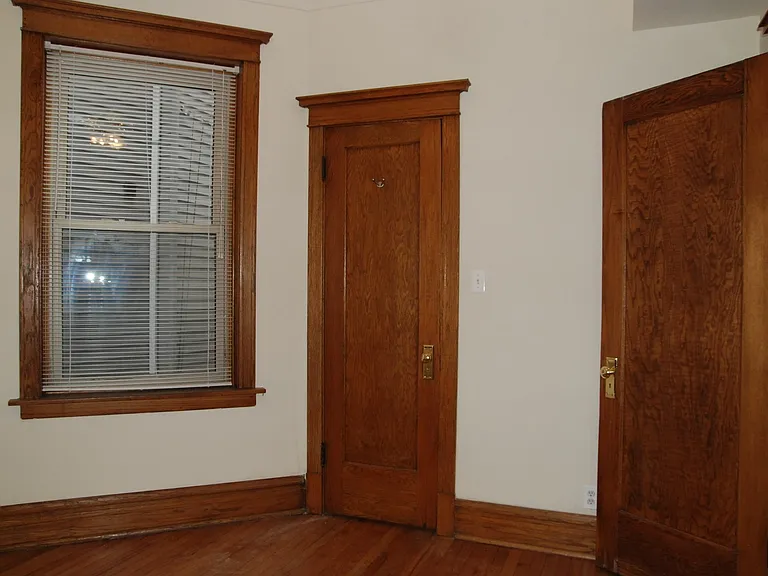 2920 N. Burling — Photo 19