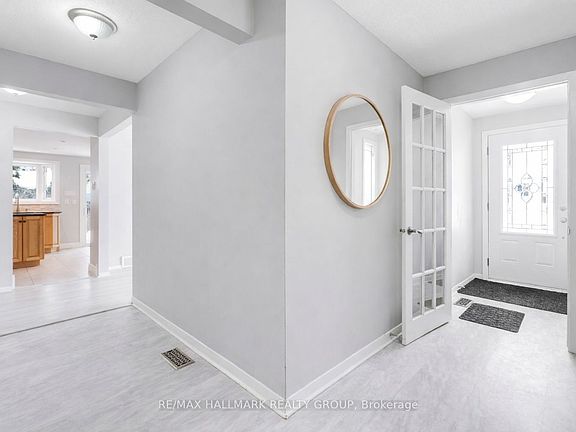 3rd image of 2036 Kings Grove Cres