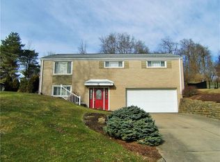 756 McMurray Rd, Bethel Park, PA 15102