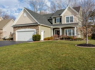 5 Tuscany Ln, Webster, NY 14580